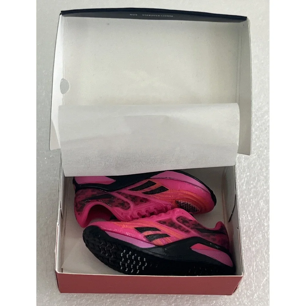 Zuru Mini Brands Figurine/Doll Mini‎ Reebok Toy Sneakers